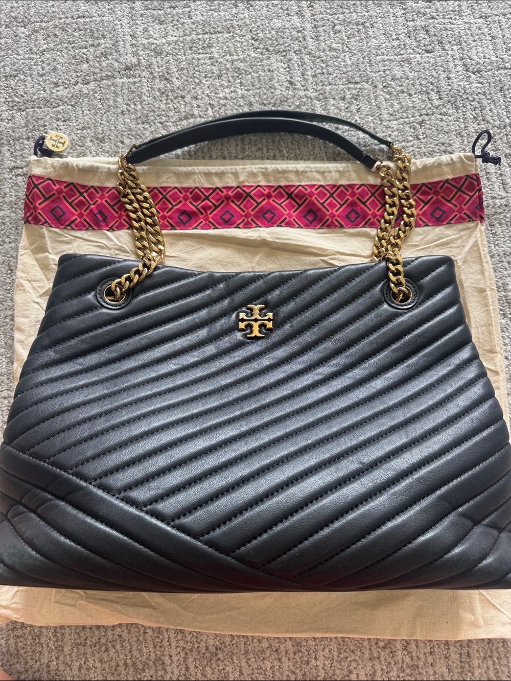 Tory Burch Black Quilted Leather Chain-Handle Tote Kira
